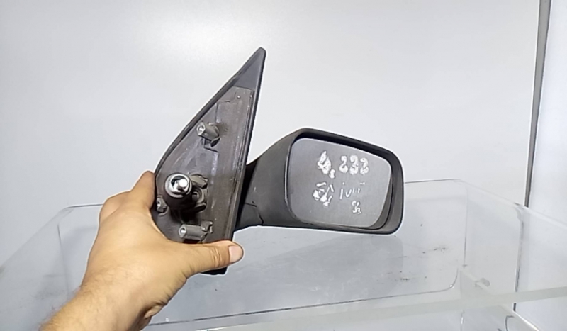 Espelho retrovisor manual direito (20187579).