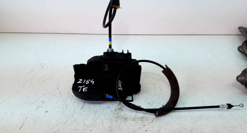 Fecho porta  tras esquerdo (20195218).