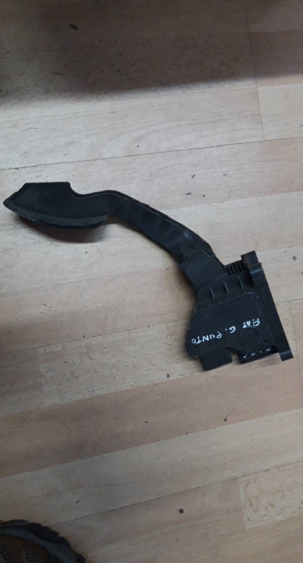 Pedal Acelerador (20196658).