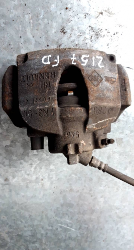 Pinça frente direita (20197170).