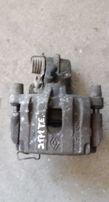 Pinça tras esquerda (20200796).