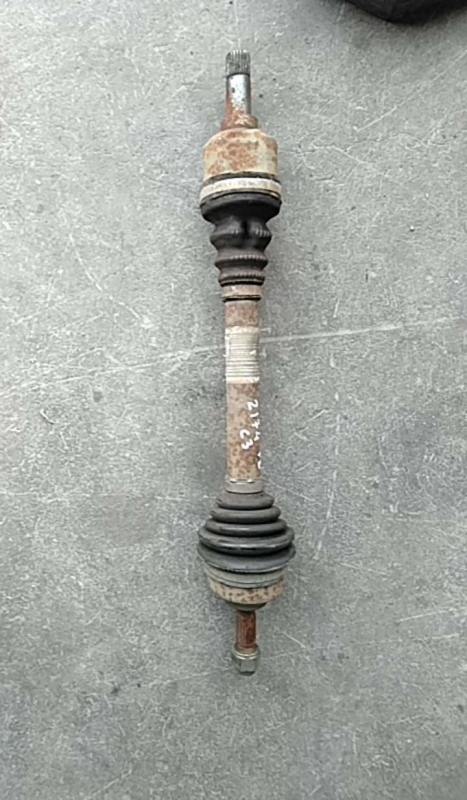 Transmissão frente esquerda (20201715).