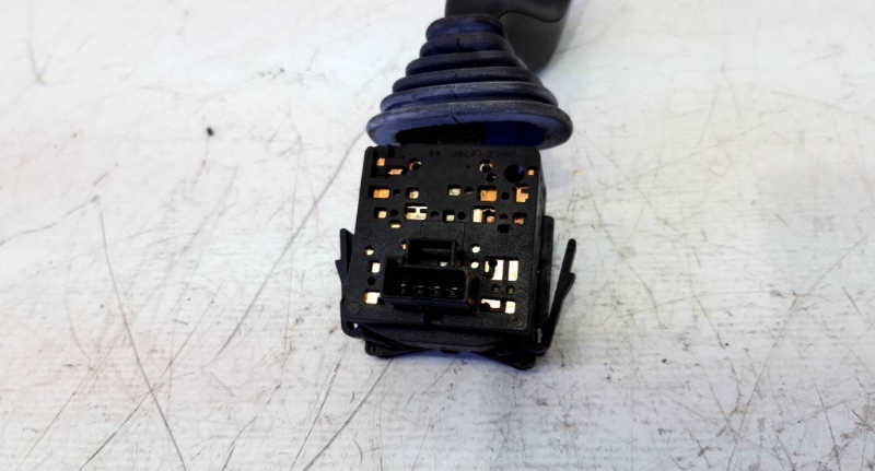 Comutador luzes (20201807).