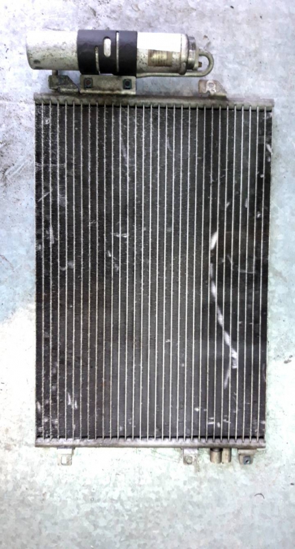 Radiador Ar condicionado (20202298).