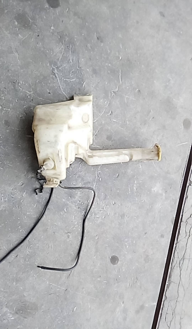 Deposito agua esguichos (20202695).