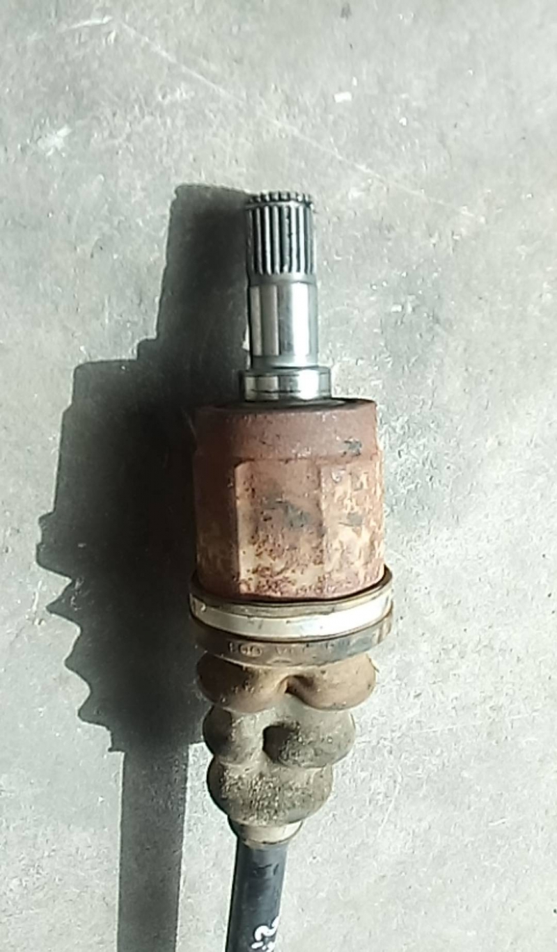 Transmissão frente esquerda (20203233).