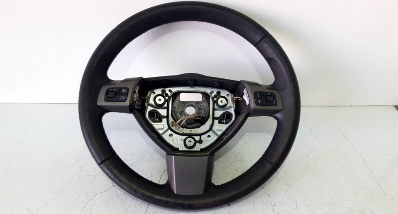 Volante pele multi funçoes (20205985).