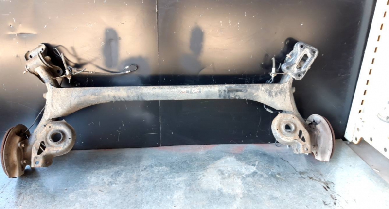 Eixo ponte traseiro (20206201).