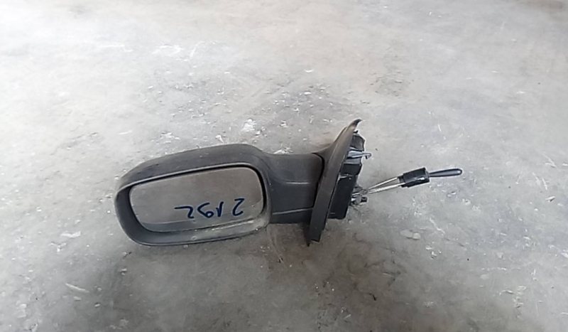 Espelho retrovisor manual esquerdo (20207311).