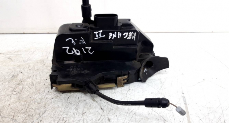 Fecho porta  fte esq (20207313).