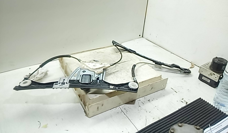 Elevador elect fte dto (20209206).