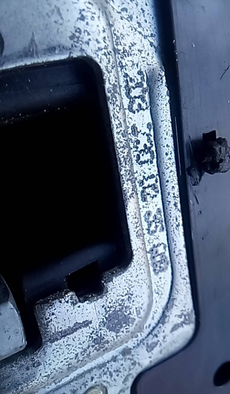 Fecho porta  tras direito (20209217).