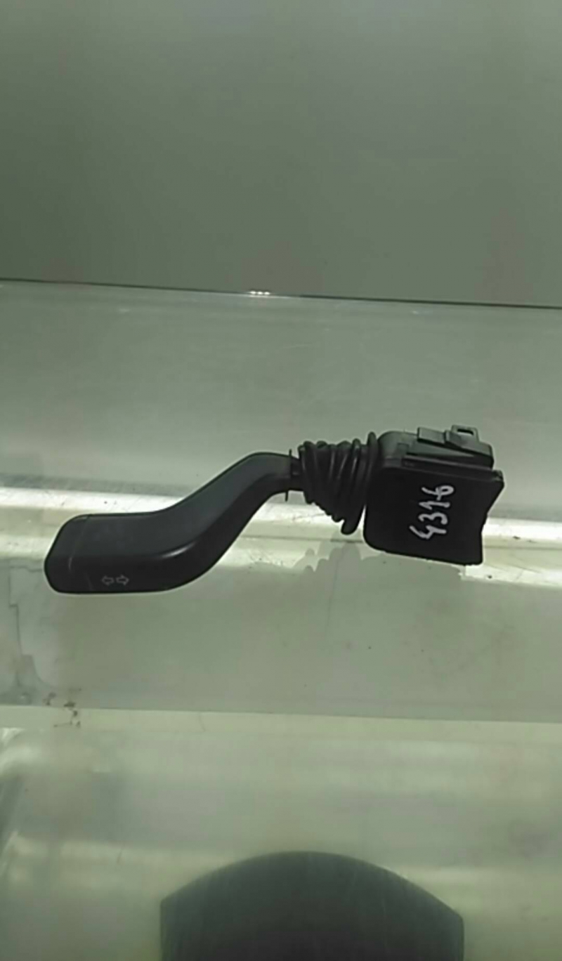 Comutador luzes (20209938).