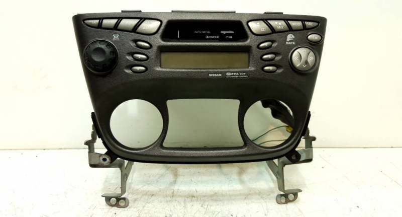 Auto radio cassete (20210398).