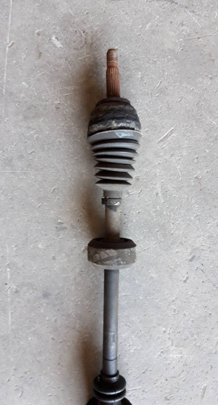 Transmissão frente direita (20211555).