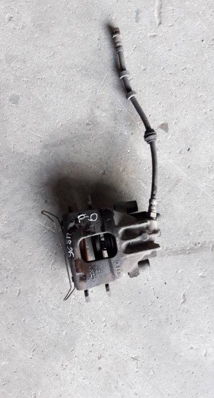 Pinça frente direita (20211758).