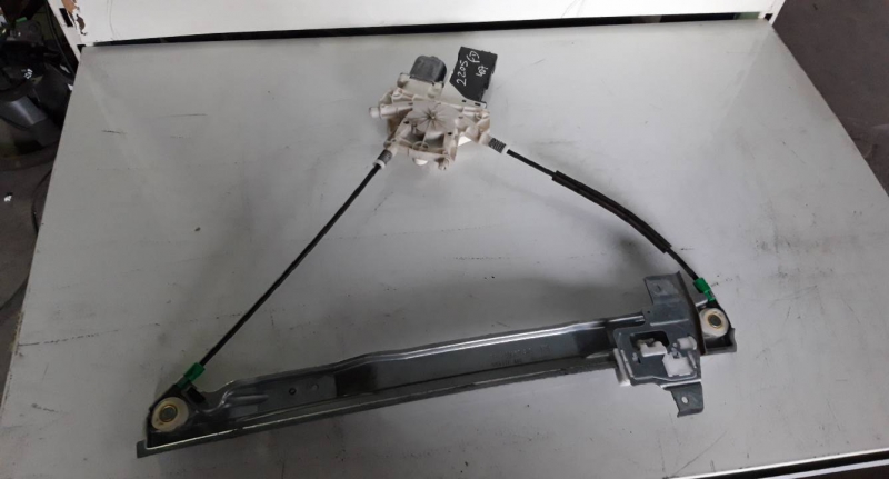 Elevador elect fte dto (20212271).