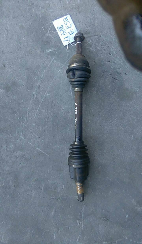 Transmissão frente esquerda (20214355).