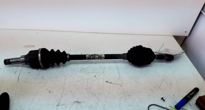 Transmissão frente esquerda (20214486).