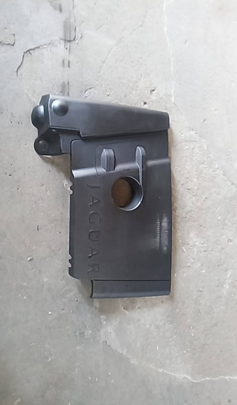 Cobertura motor (20217253).