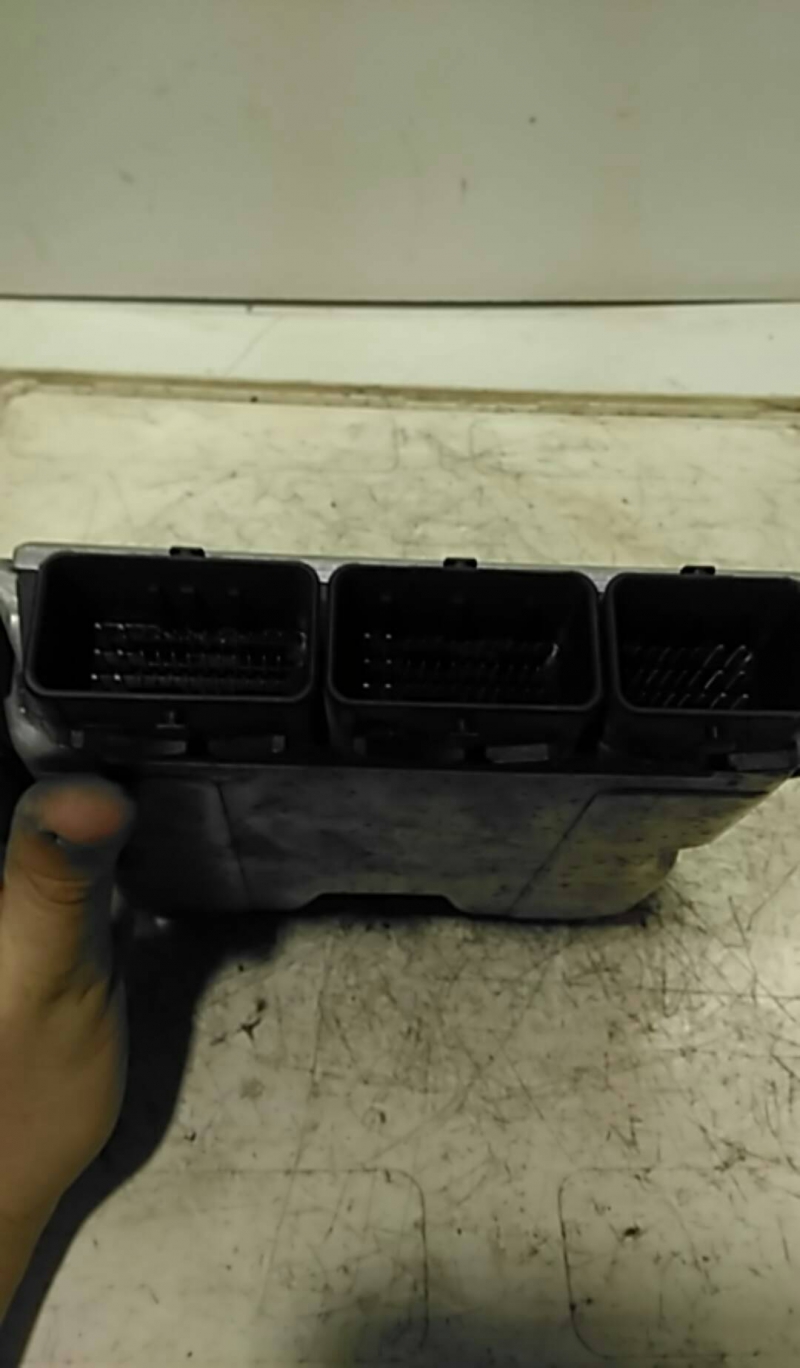 Centralina motor (20218012).