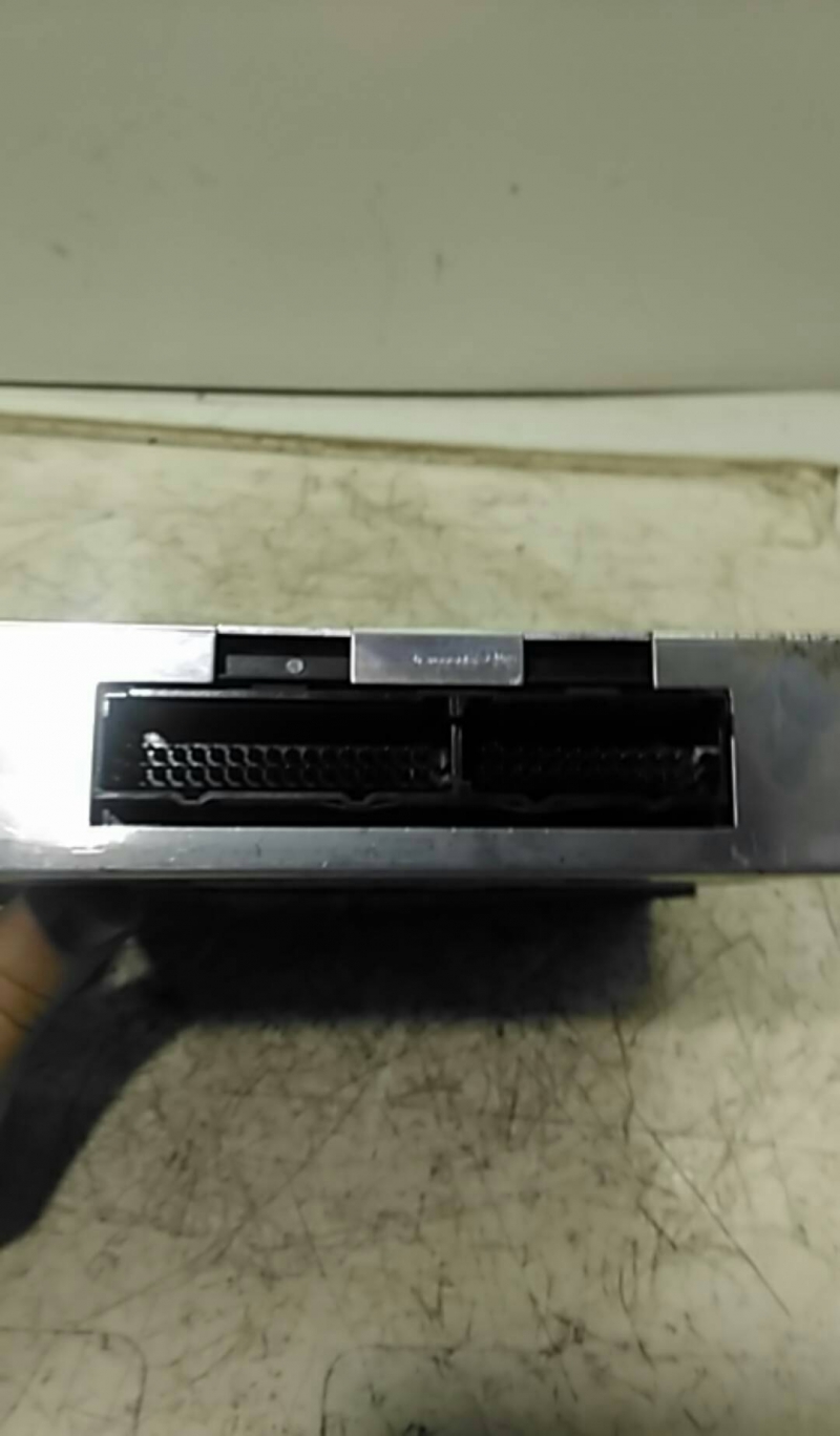 Centralina motor (20218045).