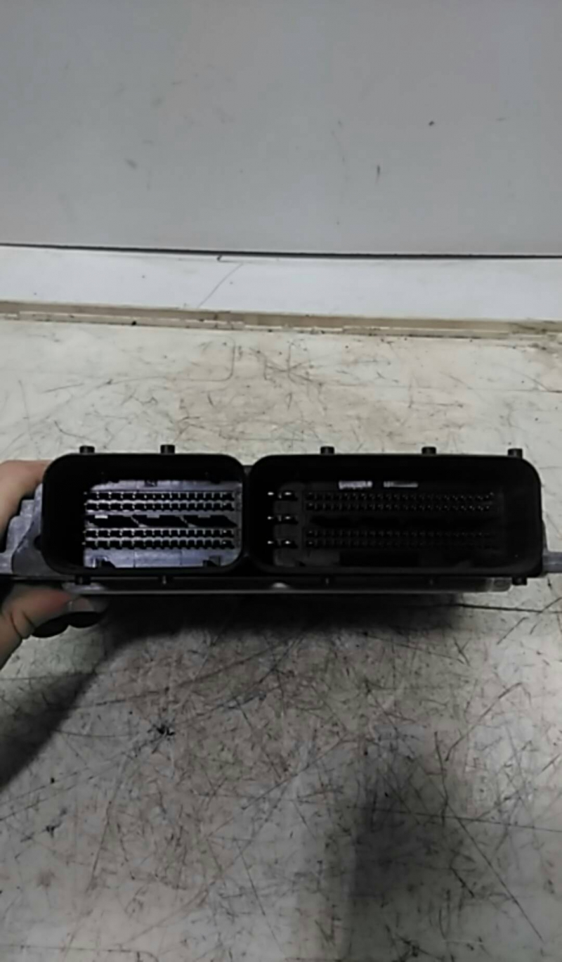 Centralina motor (20218106).