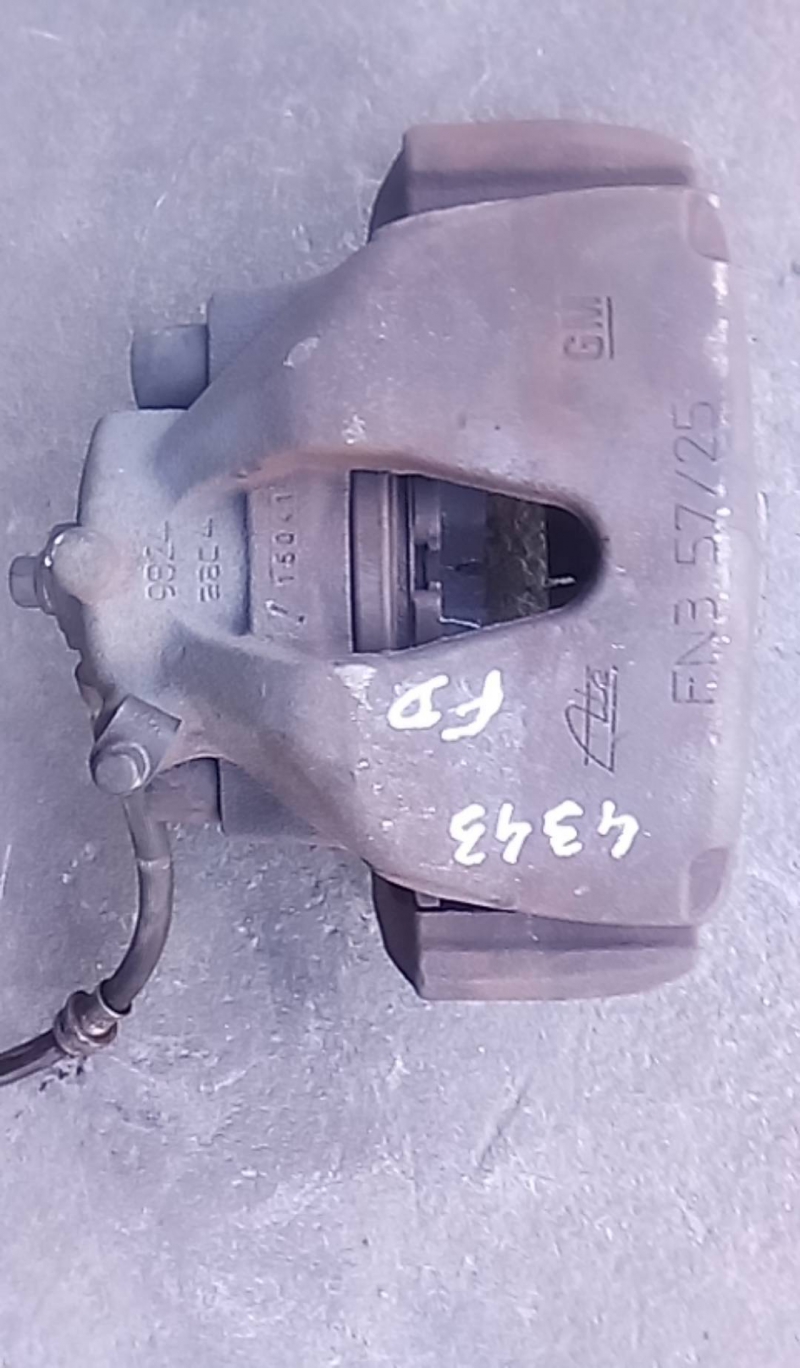 Pinça frente direita (20219243).