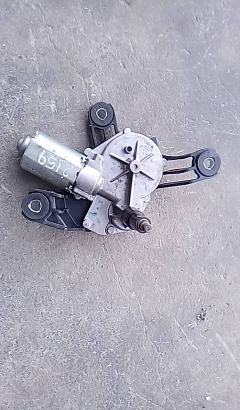 Motor limpa vidros tras (20219855).