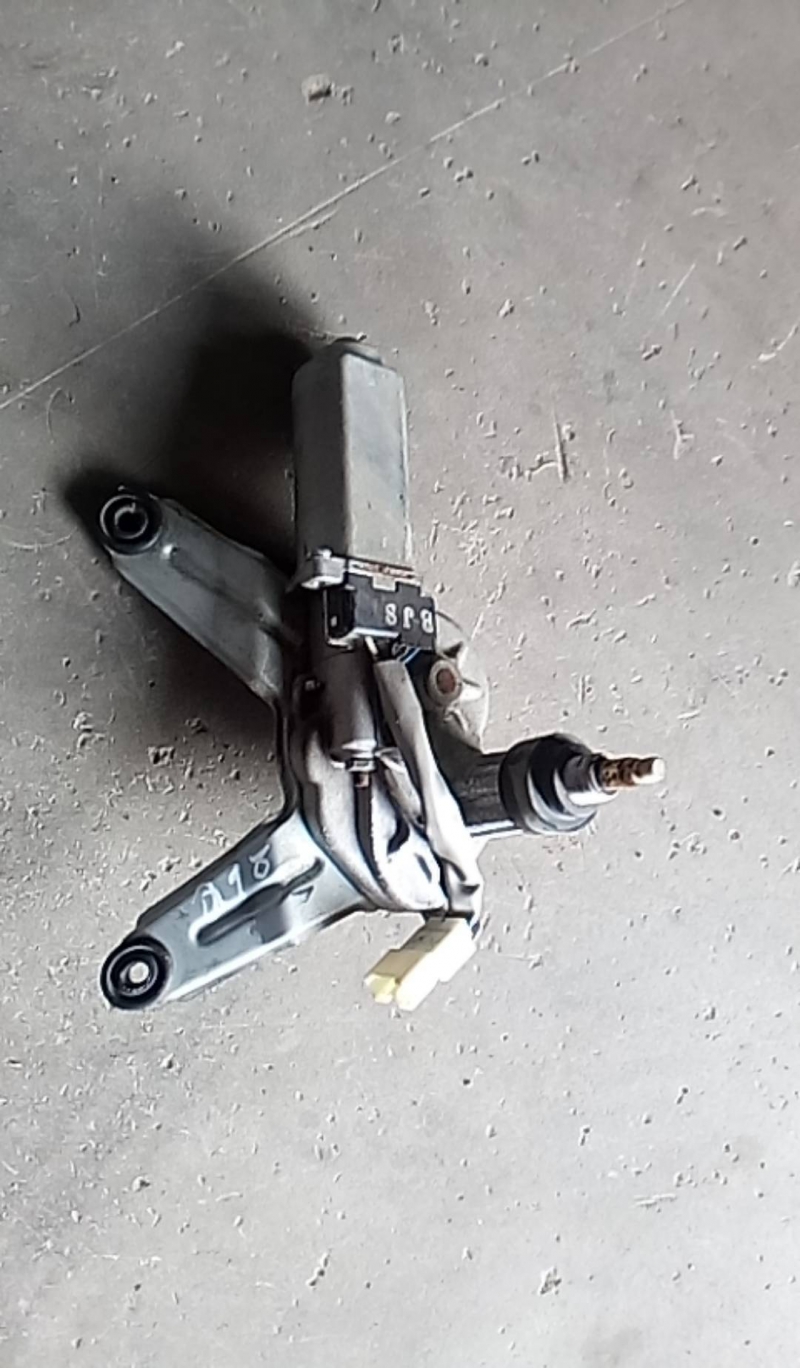 Motor limpa vidros tras (20219856).