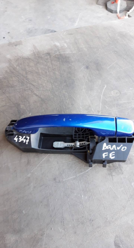 Puxador frente esquerdo (20221014).