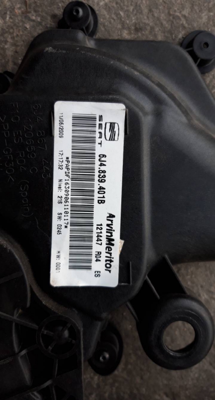 Elevador elect tras esq (20222812).