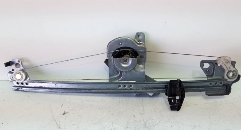 Elevador elect fte dto (20223502).