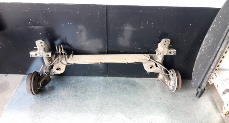 Eixo ponte traseiro (20223871).