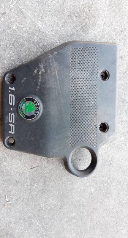 Cobertura motor (20225926).