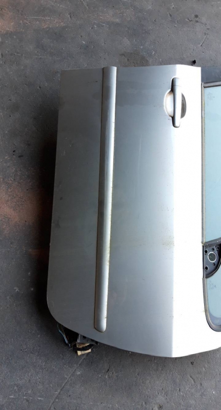 Porta frente direita (20226033).