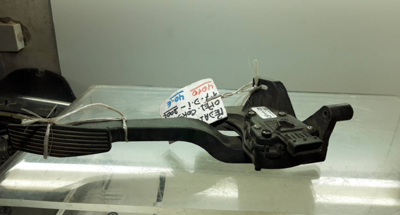 Pedal Acelerador (20226036).