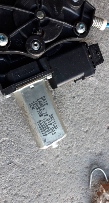 Elevador elect fte esq (20226957).