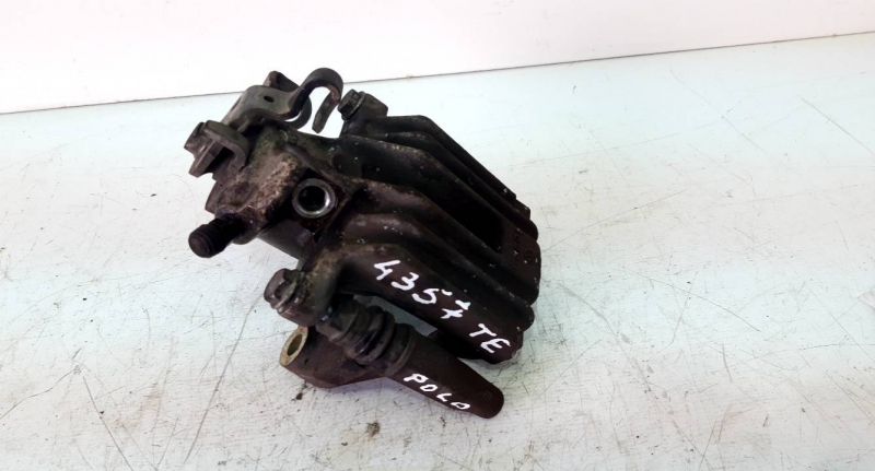 Pinça tras esquerda (20230668).