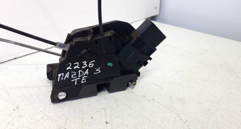 Fecho porta  tras esquerdo