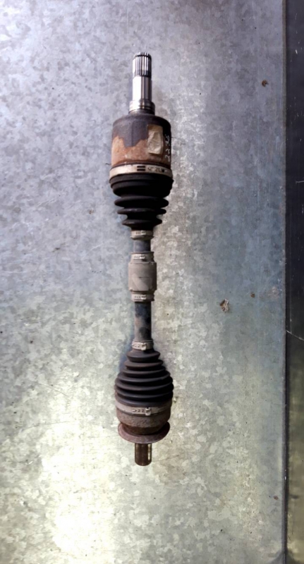 Transmissão frente esquerda (20232483).