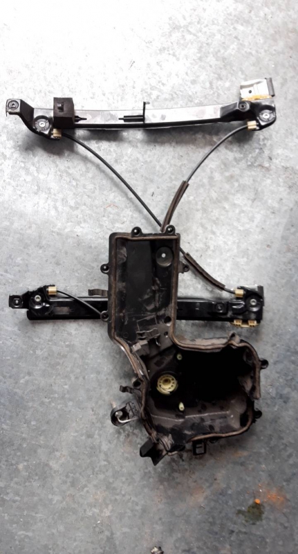 Elevador elect fte dto (20232512).