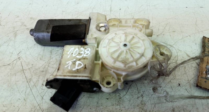 Motor elevador (20232933).