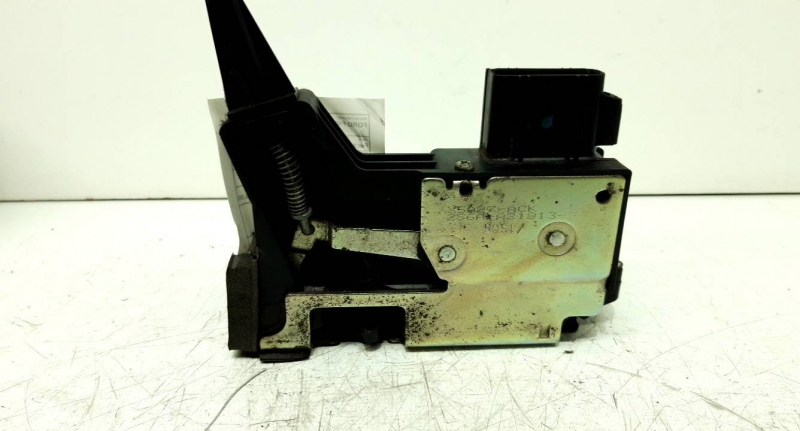 Fecho porta  fte esq (20233587).