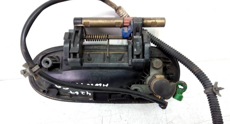 Puxador frente direito (20234700).