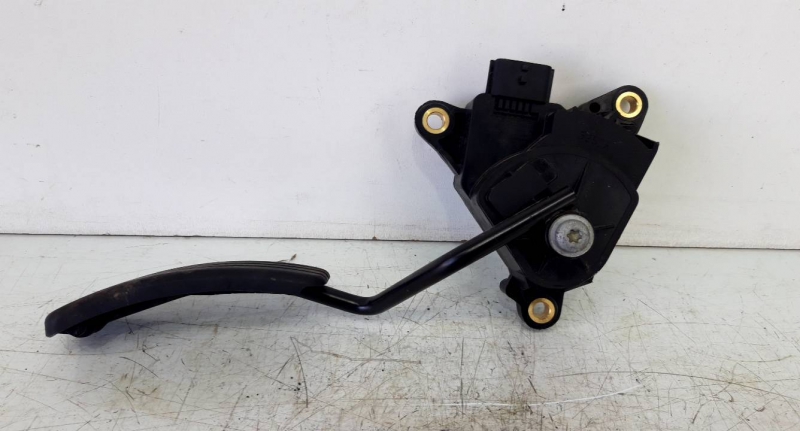 Pedal Acelerador (20236422).