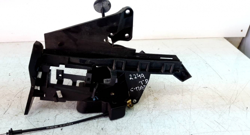 Fecho porta  tras direito (20236674).