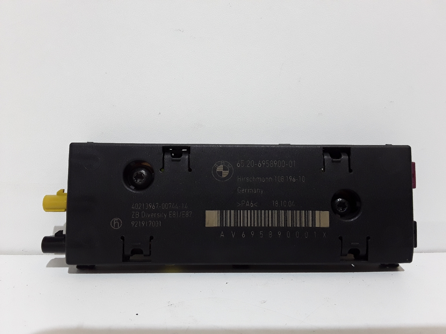 Amplificador de antena BMW 1 (E87) | 03 - 13 Imagem-2