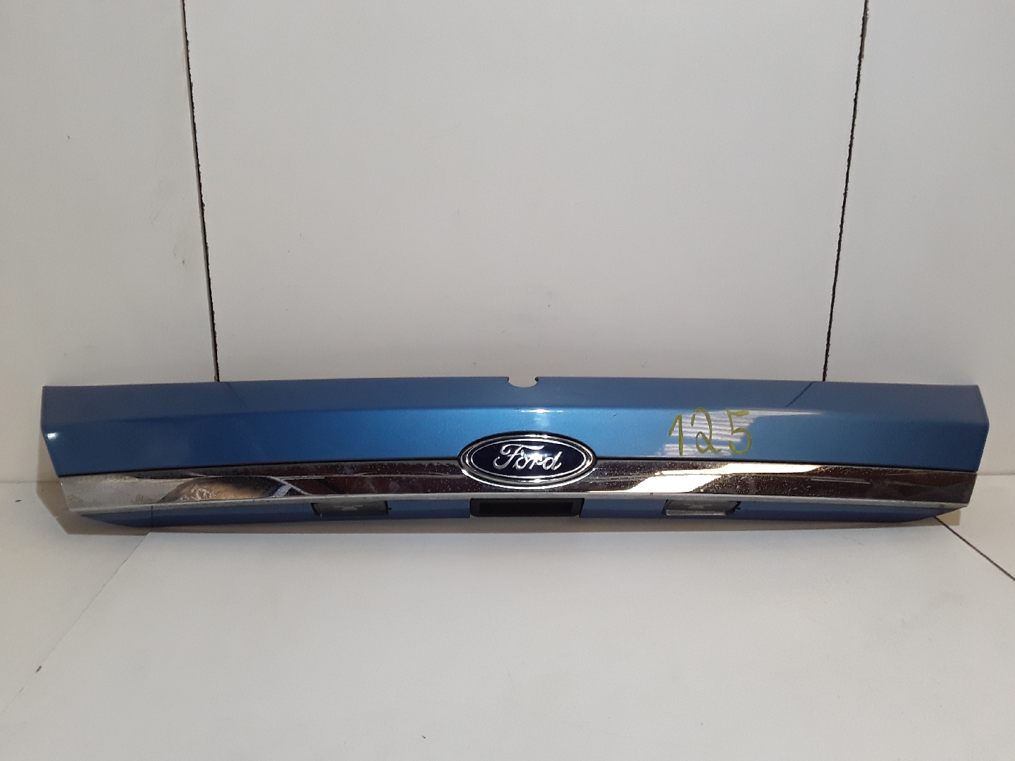 Friso da Mala FORD FIESTA VI (CB1, CCN) | 08 -  Imagem-2