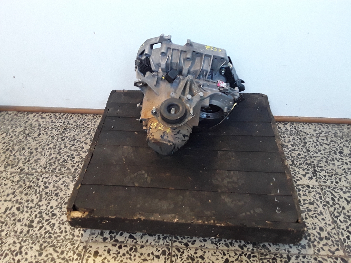 Caixa de velocidades RENAULT EXPRESS Caixa (F40_, G40_) | 85 - 01 Imagem-1
